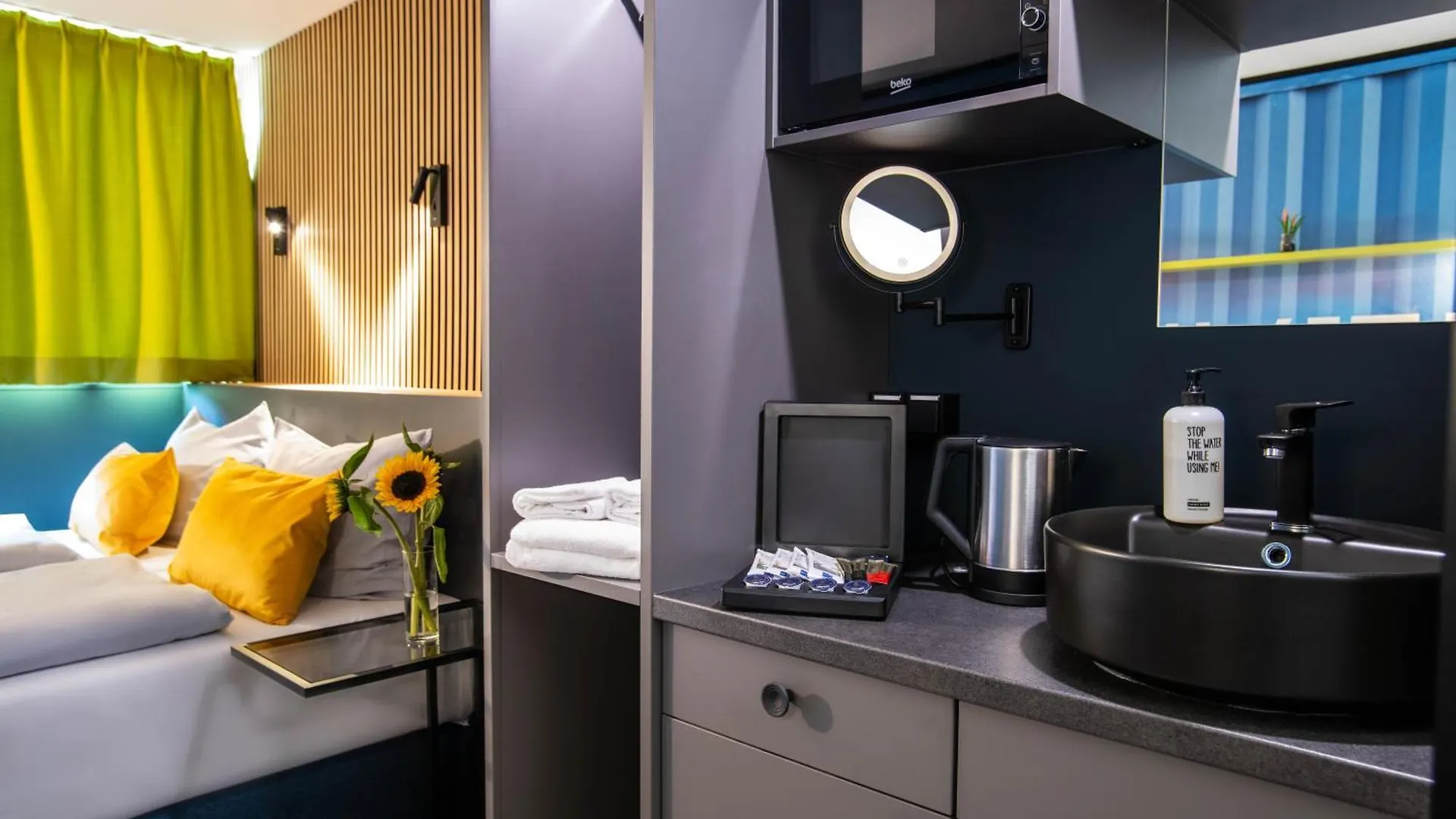 ** Hotel Beevillage Messehotel Hannover Laatzen Germany